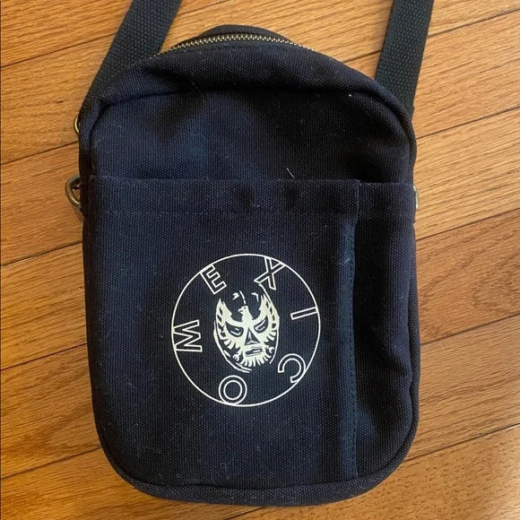 Lucha Libre Black Crossbody Bag.  New. Box6 - Picture 2 of 2